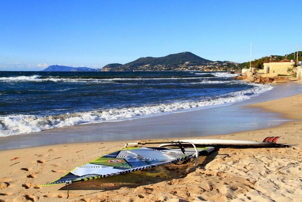 Port La Gavine Vue Mer Hyères Екстериор снимка