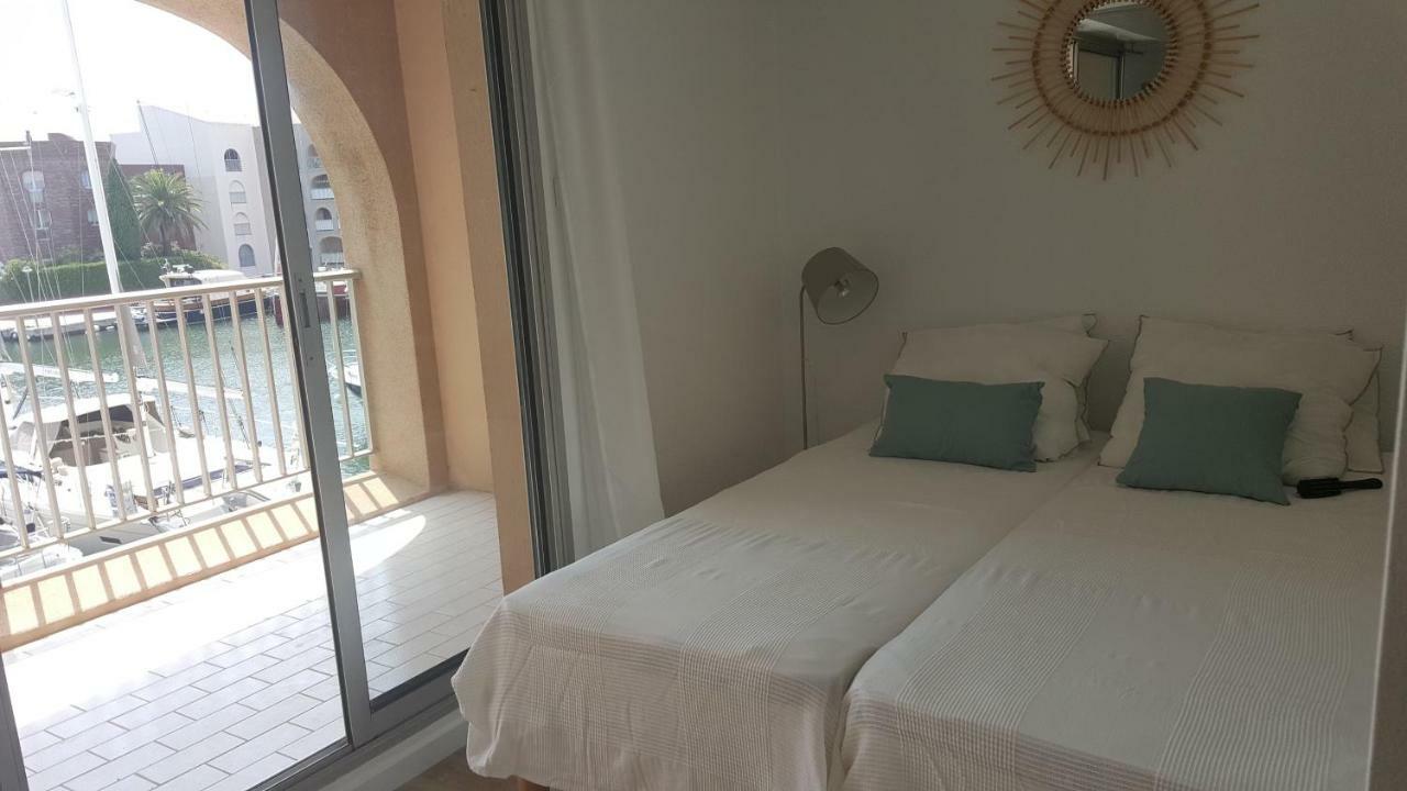 Port La Gavine Vue Mer Hyères Екстериор снимка